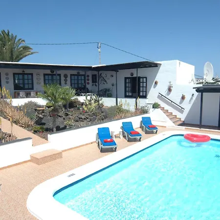 וילה Beautiful Macher - 4 Bedrooms - Macher Retreat - Private Pool And Endearing Interior