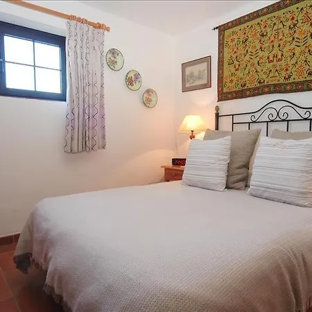 Beautiful Macher - 4 Bedrooms - Macher Retreat - Private Pool And Endearing Interior Villa *