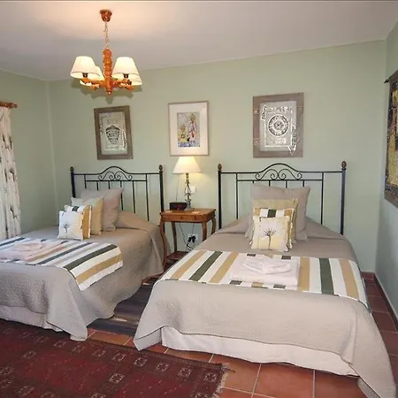 Beautiful Macher - 4 Bedrooms - Macher Retreat - Private Pool And Endearing Interior Villa