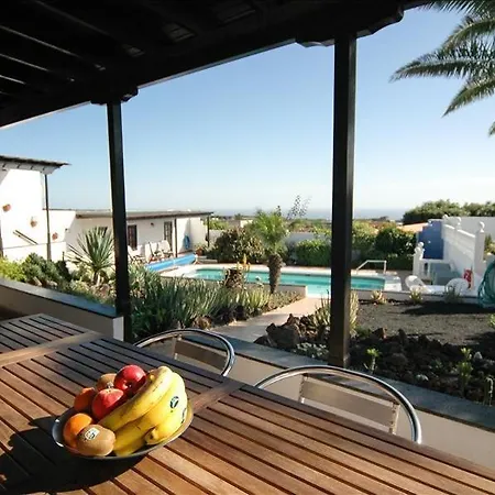 Beautiful Macher - 4 Bedrooms - Macher Retreat - Private Pool And Endearing Interior *