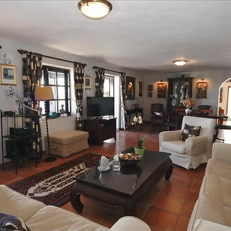 Beautiful Macher - 4 Bedrooms - Macher Retreat - Private Pool And Endearing Interior Villa *