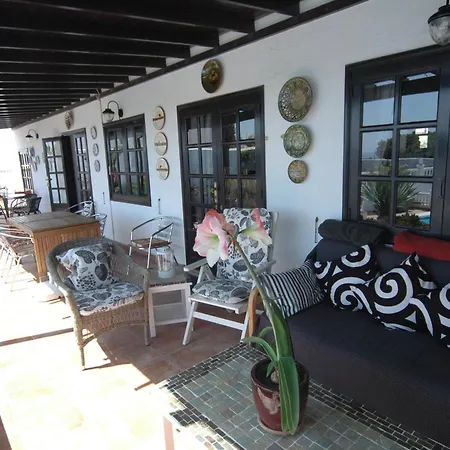 Beautiful Macher - 4 Bedrooms - Macher Retreat - Private Pool And Endearing Interior Villa