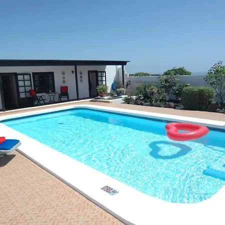 Beautiful Macher - 4 Bedrooms - Macher Retreat - Private Pool And Endearing Interior
